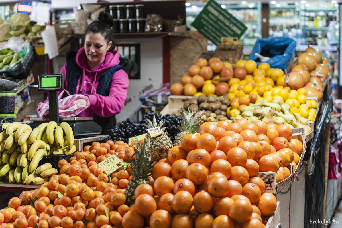 Tovább emelkedtek a fogyasztói árak – legnagyobb mértékben a zöldségek, gyümölcsök drágultak, a listát a burgonya vezeti