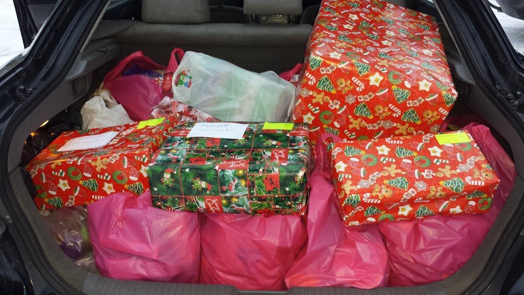 Számos szegény családnak tették szebbé a karácsonyát