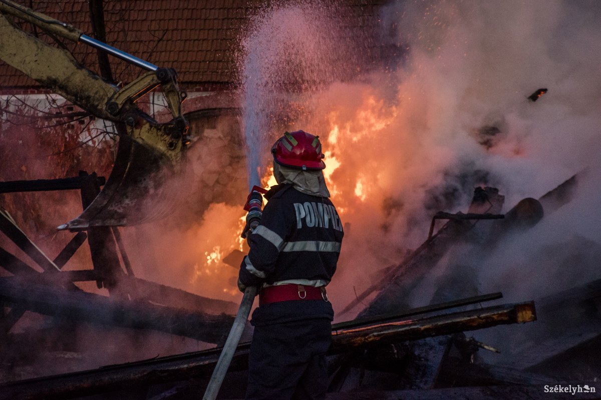 Mozgalmas volt az elmúlt huszonnégy óra a Maros megyei tűzoltók számára