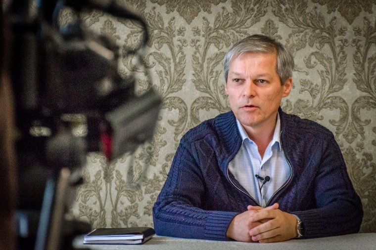 Dacian Cioloş arra kéri a honatyákat, szavazzanak bizalmat kormányának