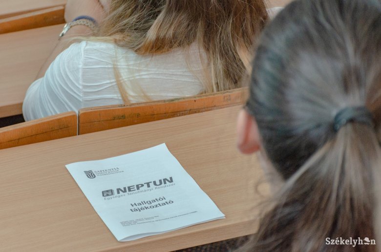 Biztosított a nyájimmunitás a Sapientia Kolozsvári Karán, a diákok ragaszkodnak a jelenléti oktatáshoz