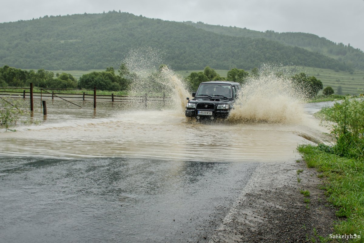 Másodfokú árvízriadó Kovászna megyében