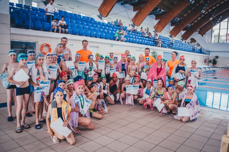 A vidéki úszásprogram részvevői versenyeztek