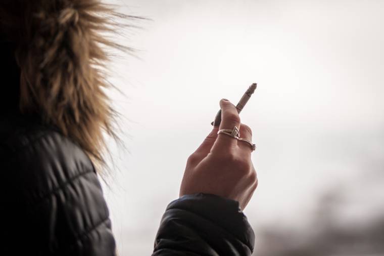 Betiltják a dohányzást Új-Zélandon – A cél az, hogy 2025-re senki se dohányozzon az országban