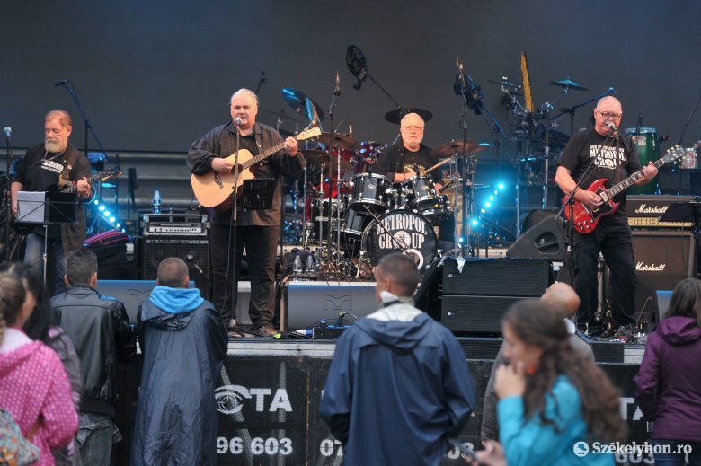 Nagyváradi koncerttel jubilál az 55 éves Metropol együttes