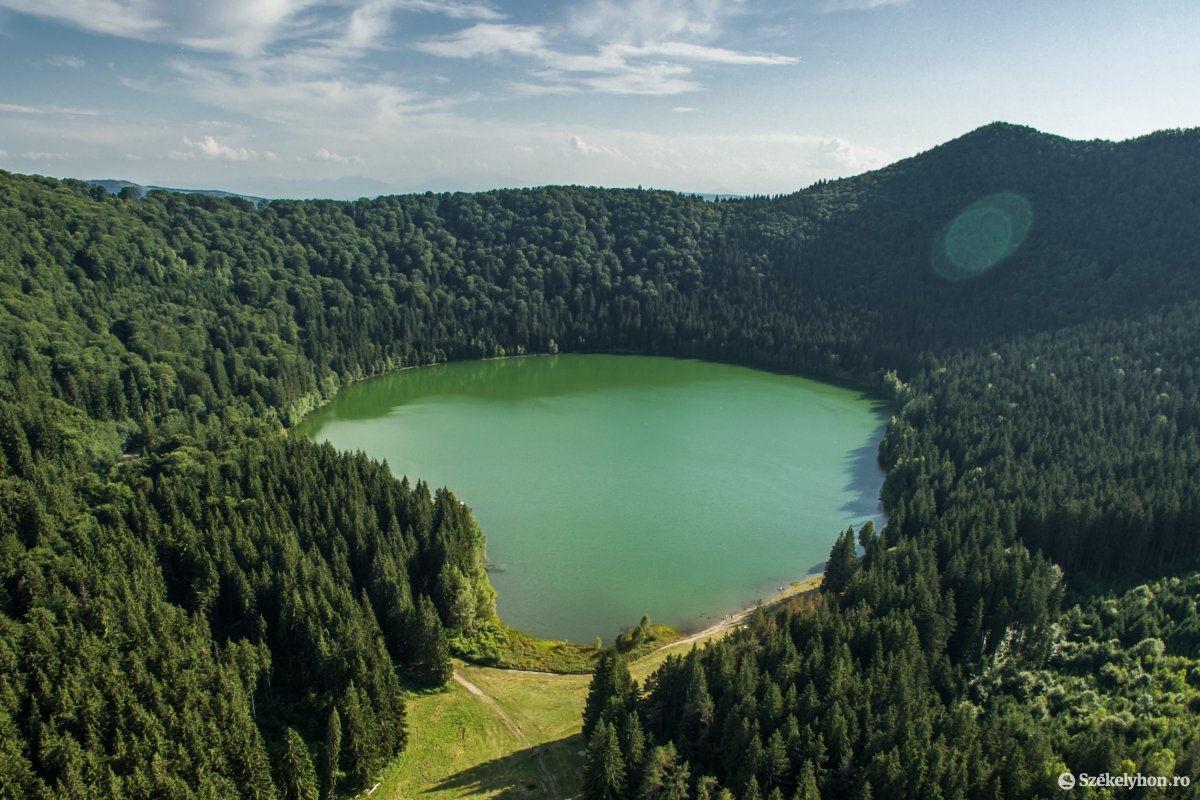 Sürgős közbelépés szükséges a Szent Anna-tó megőrzése érdekében