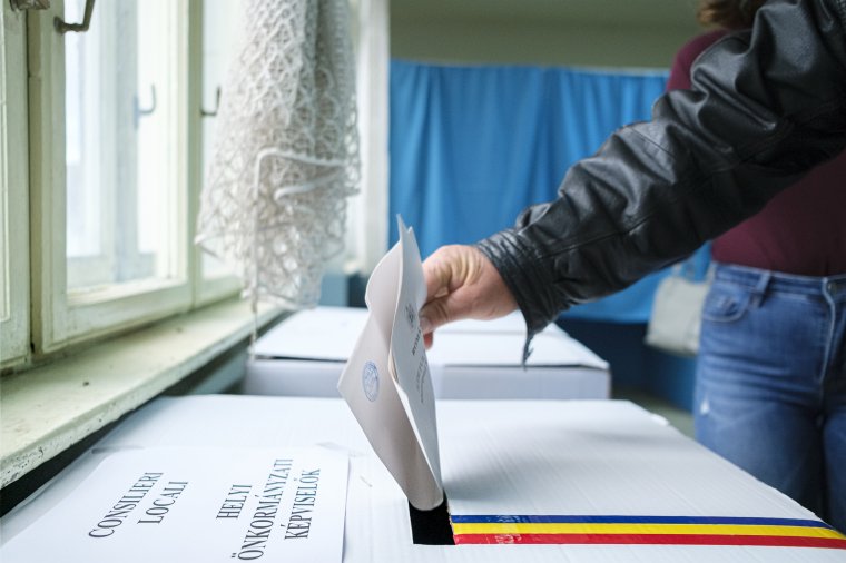 Továbbra is téma a választások összevonása a bukaresti kormánykoalícióban, ízlelgetik az új forgatókönyvet