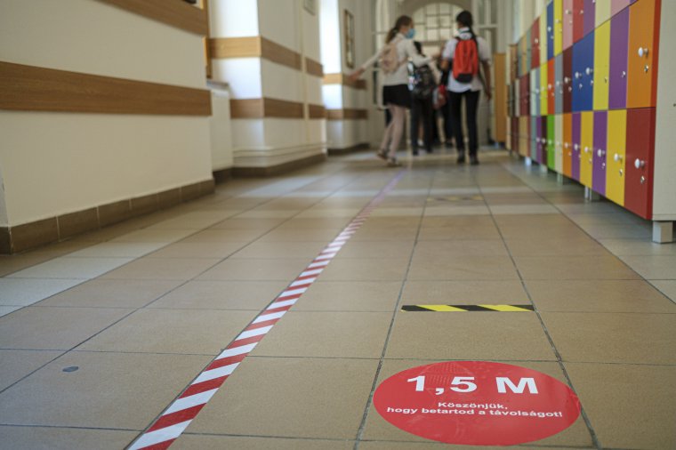 A romániai települések kétharmadában minden diák visszatérhet az iskolába hétfőtől