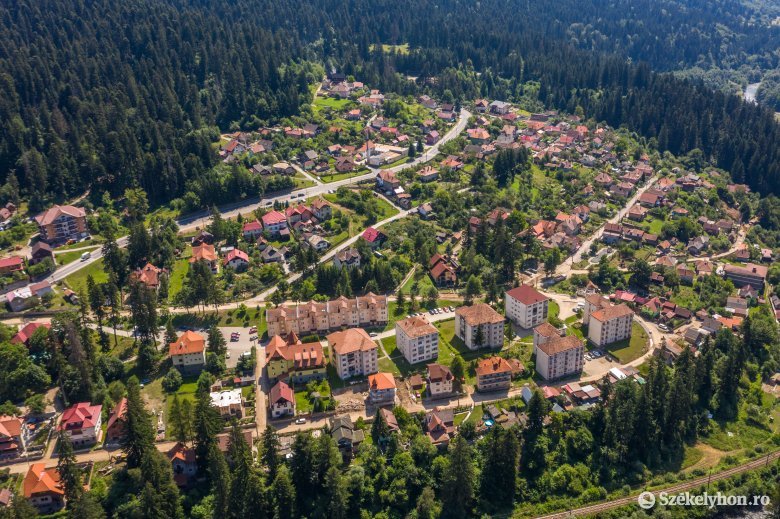 Nem félti rangját a legkisebb romániai város, kevesebb medvét és több turistát várnak Tusnádfürdőre
