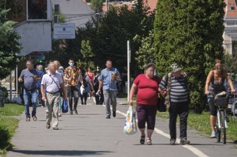 Újabb lazítások léptek életbe Romániában: megnyílnak a vásárok, ócskapiacok, többen vehetnek részt az eseményeken