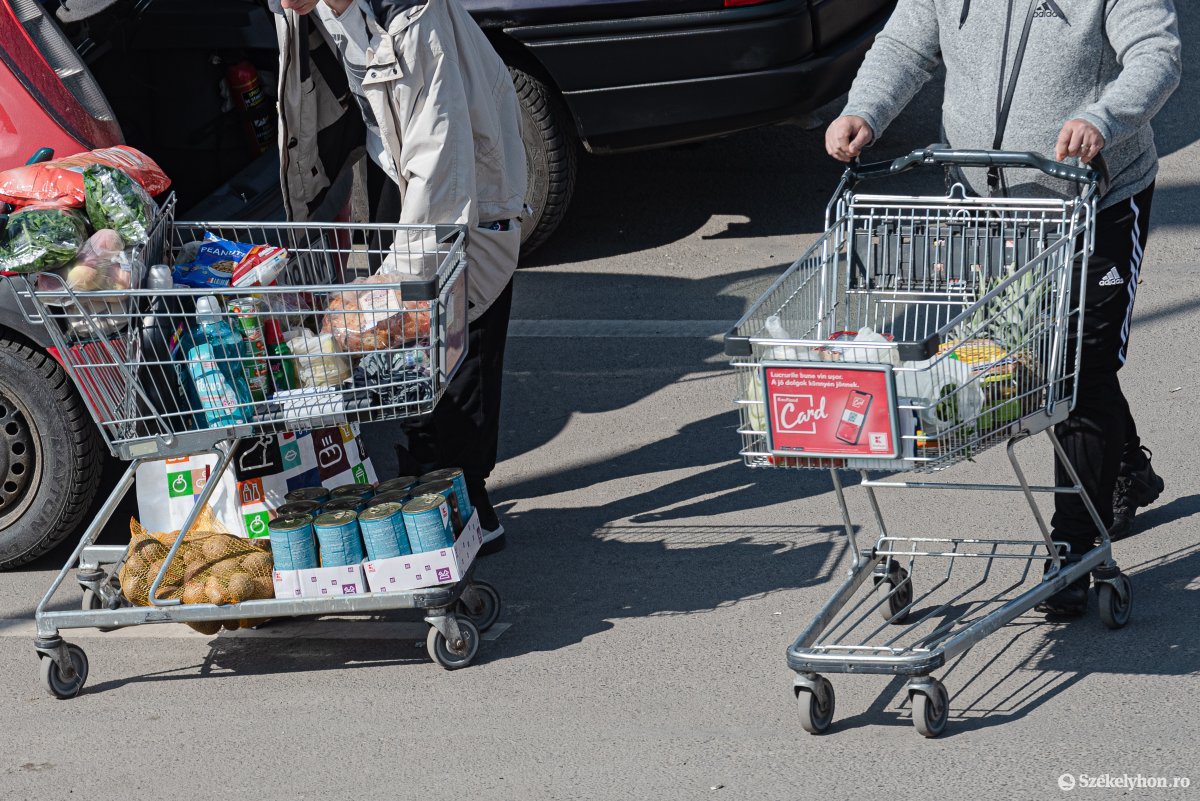 Rekordot döntöttek az élelmiszerárak, minden termékkategória drágult márciusban