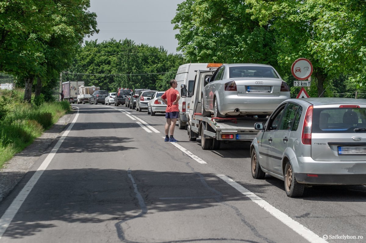Több mint 20 százalékkal nőtt a forgalomba helyezett új járművek száma Romániában, sokkal kevesebb használt autót hoztak be