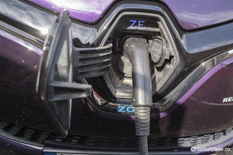 Komolyan gondolják: az EB 2035-ig meg kívánja szüntetni a dízel- és benzinüzemű autók értékesítését