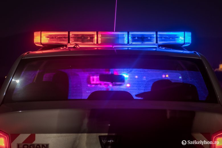 Jogosítvány nélküli, százötvennel száguldó autóvezetőt üldöztek a rendőrök Alcsíkon