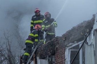 Kétszer is riasztották a Maros megyei tűzoltókat vasárnap