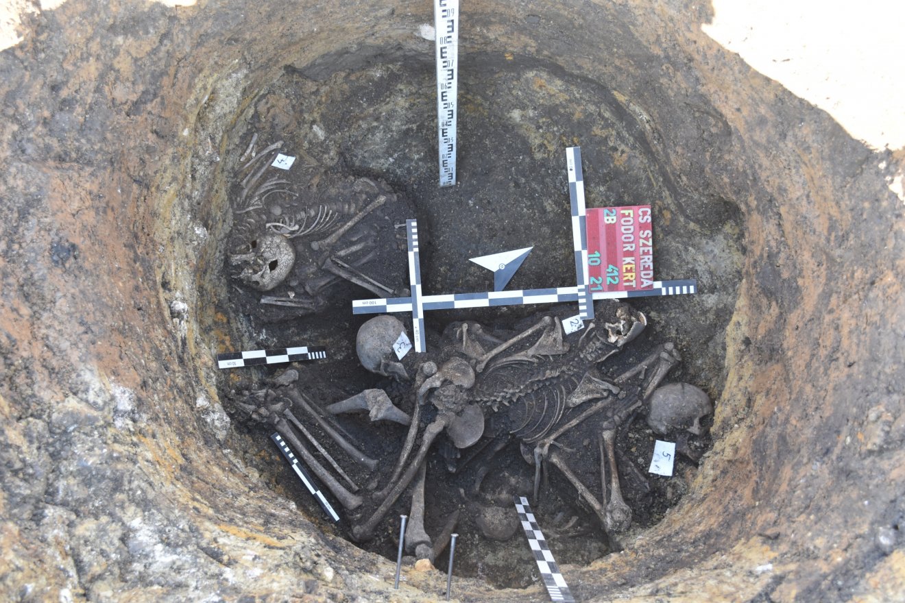 Emberi csontvázak is a felszínre kerültek a csíksomlyói ásatások során