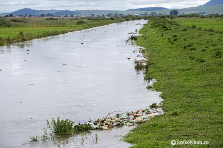 Elsőfokú árvízkészültséget rendeltek el a hidrológusok, erdélyi folyók is érintettek