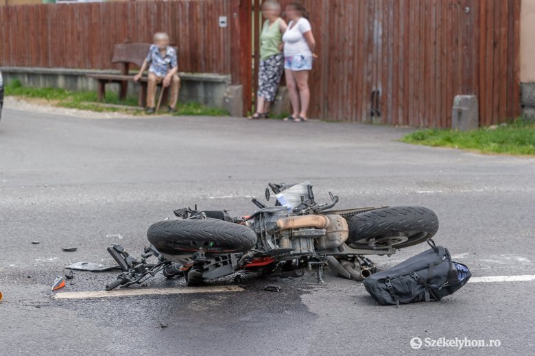 Elhunyt a súlyosan sérült 18 éves motoros