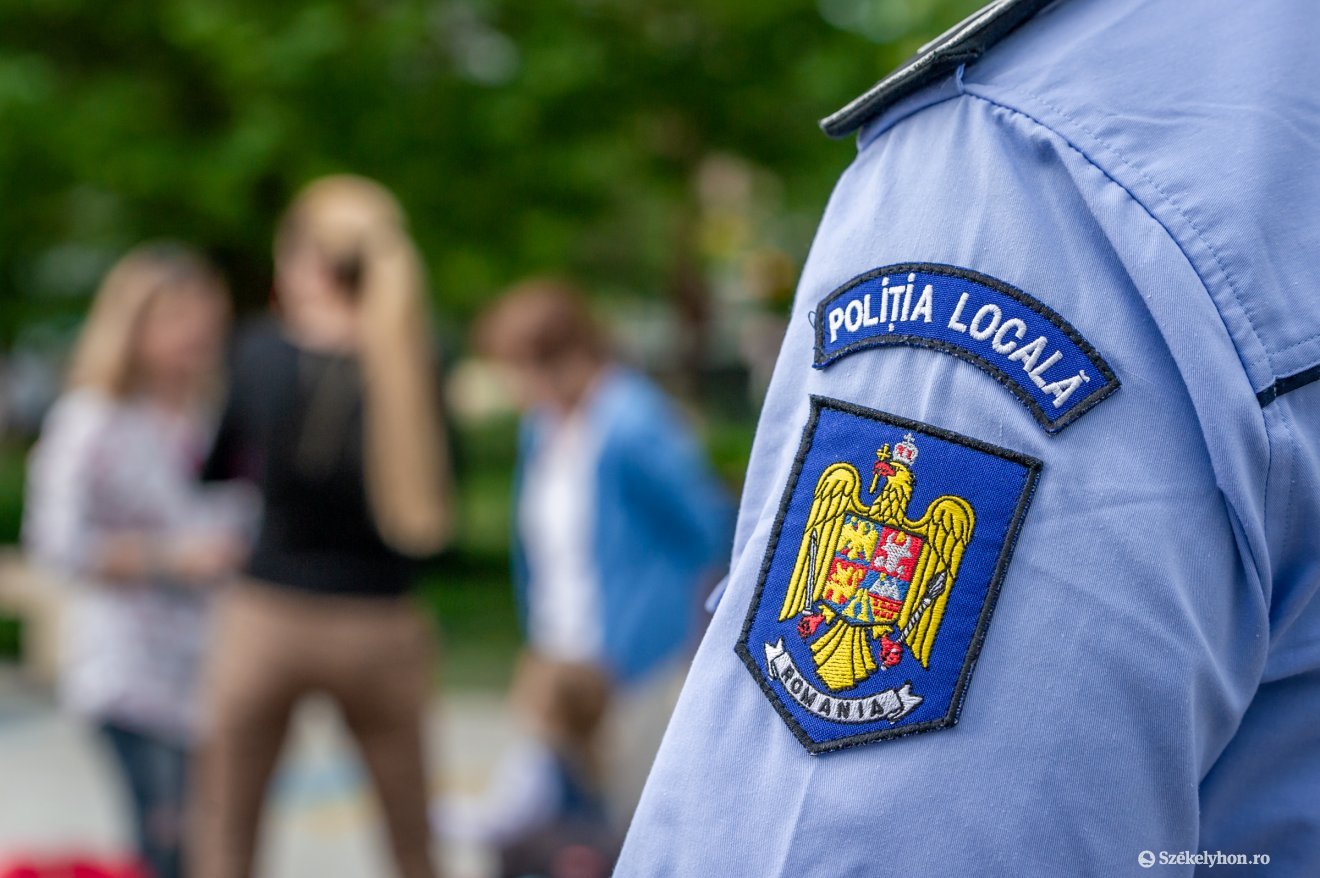 Ha tilosban parkol Csíkszeredában, számoljon azzal, hogy megbírságolhatják a helyi rendőrök