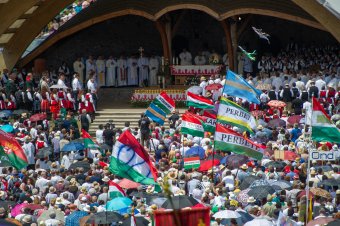 Így hangzott a magyar és a székely himnusz a csíksomlyói búcsún