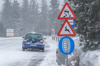 Havazásra, erős szélre figyelmeztetnek a meteorológusok Erdély keleti tájain