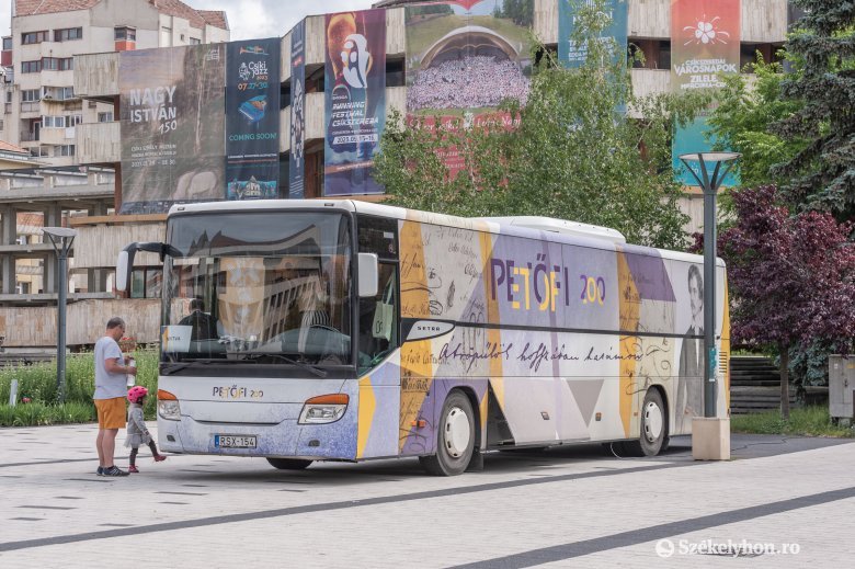 Begurul a Petőfi-busz Nyárádszeredába, Erdőszentgyörgyre és Marosvásárhelyre is