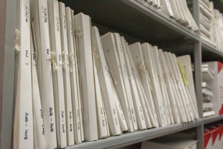 Közel egymillió dokumentumot digitalizáltak a csíkszeredai városházán