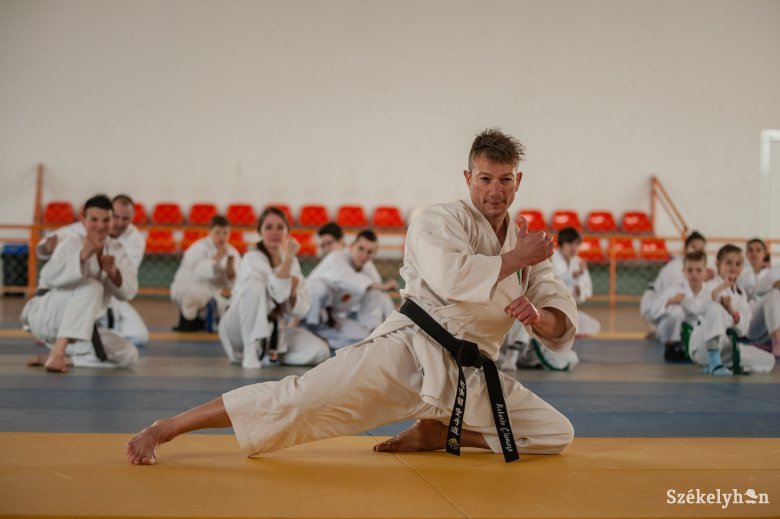 Világhírű karatemester érkezik Szépvízre