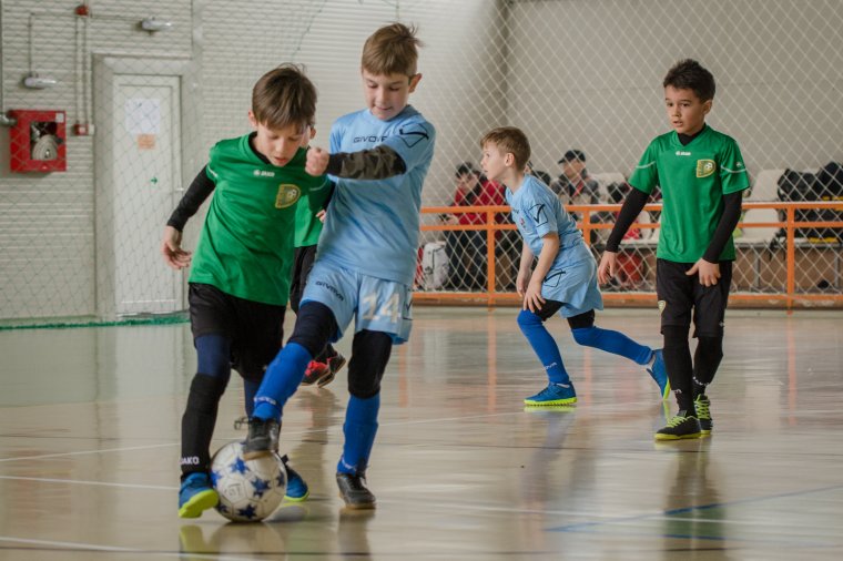 Háromszáz lejes utalványt kapnak a sportklubokhoz igazoló gyerekek Romániában