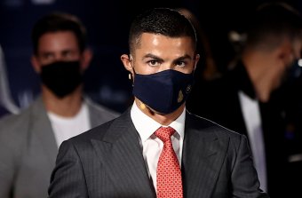 Cristiano Ronaldo lett az évszázad játékosa a Globe Soccer-gálán