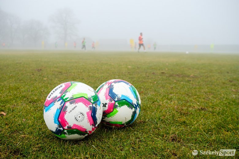 Rangadóval folytatódik a 2. Liga, a sereghajtóhoz látogat az FK