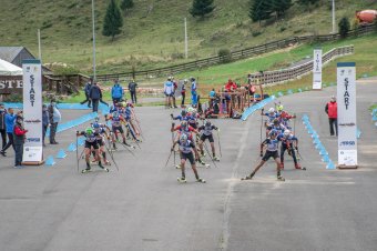 Elkezdődött a biatlon Balkán-kupa Cheile Grădiștei-en