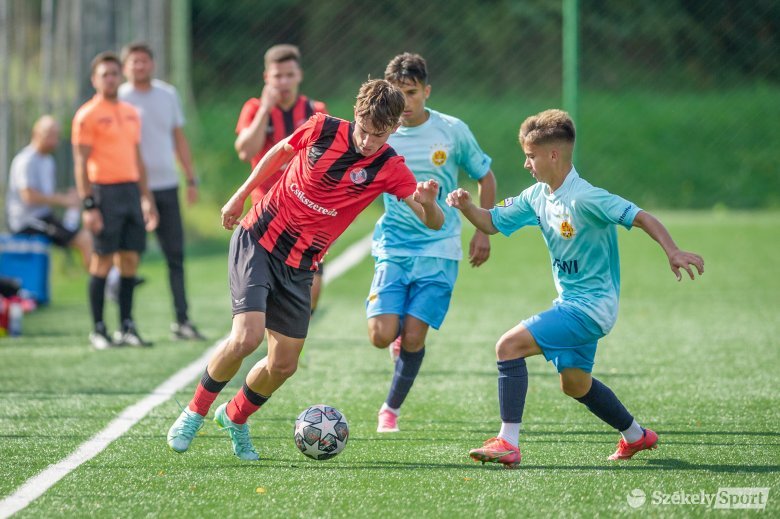 FK Csíkszereda: győzelem és döntetlen az Elit Liga rajtján – fotókkal