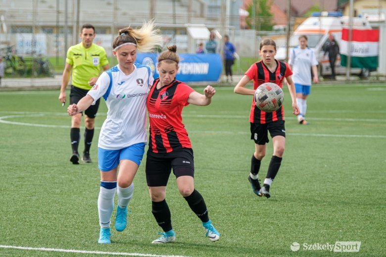 Győzelemmel zárta az idényt, megünnepelte a feljutást az FK Csíkszereda női focicsapata
