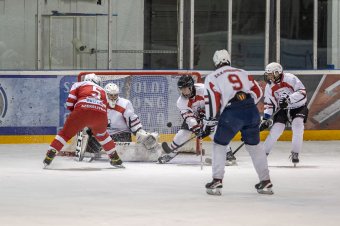 Szoros Csík–Brassó meccsek voltak az ifjúsági hokibajnokságban