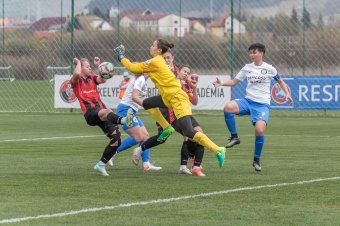 Székelyföldi lányok a romániai U19-es női futballválogatottban