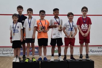 Gyerekek és veteránok squash-versenye zajlott Csíkszeredában