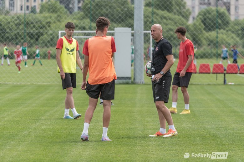 Változások az FK Csíkszereda keretében, Ilyés Róbert új csapatot épít