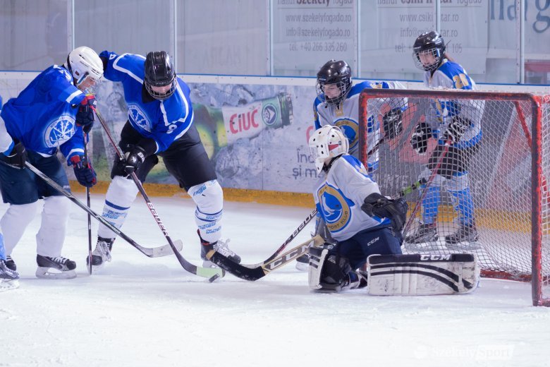 Gyergyó–Csík döntő a női jégkorong-bajnokságban