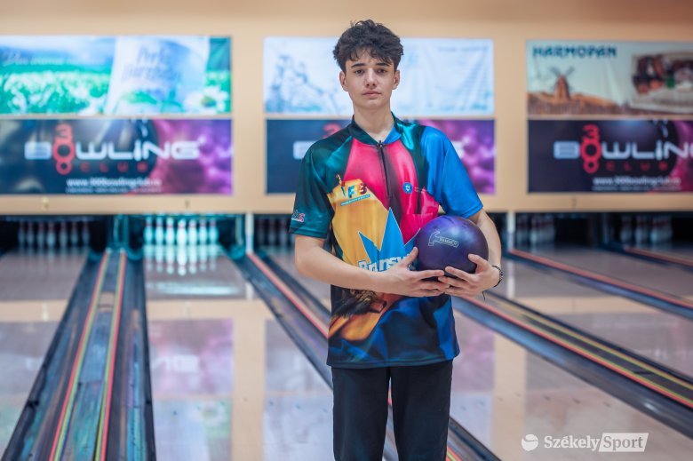 A csíkszeredai fiú sportbravúrja, hazahozott két bowling Eb-érmet