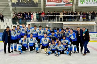Felcsík csapata nyerte az U17-es jégkorongbajnokságot