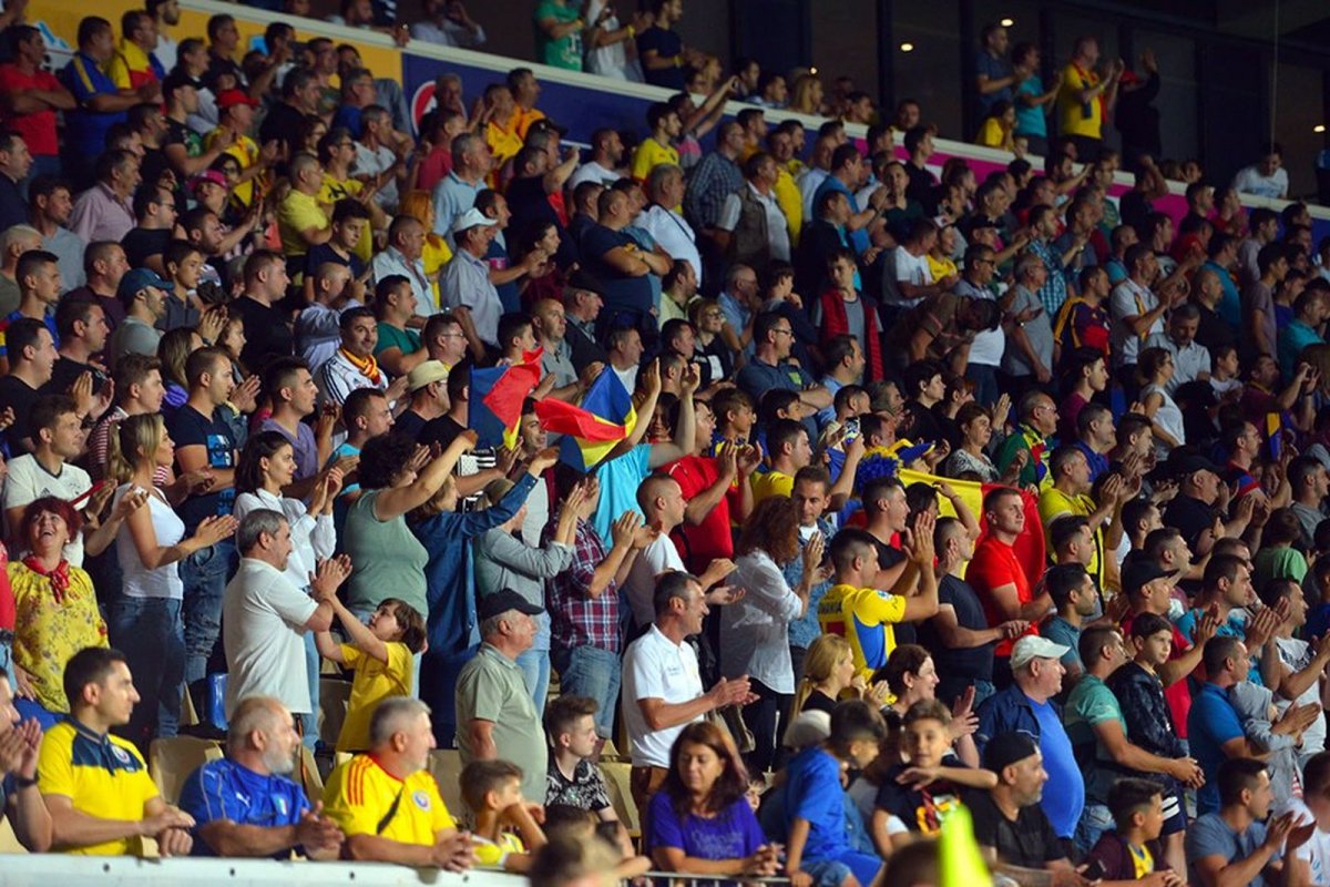 Megbírságolták a román futballszövetséget a magyarellenes rigmusok miatt