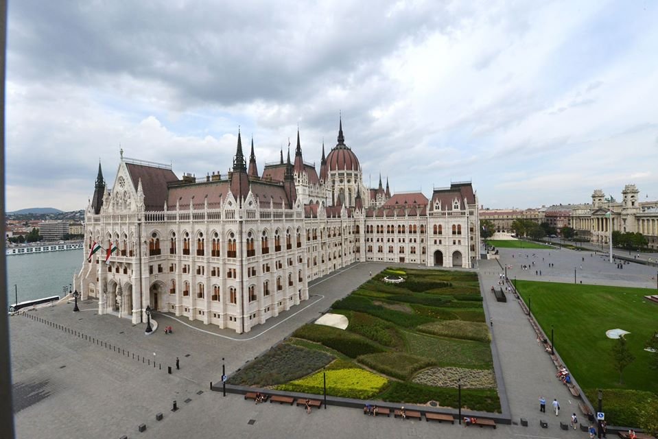 Új veszélyhelyzeti elemekkel bővülhet a magyar alaptörvény az ukrajnai háború miatt