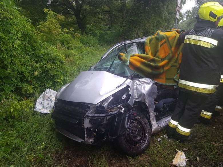 Egy gyerek vesztette életét az M5-ös autópályán balesetező moldvai embercsempész autójában