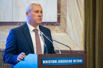 Erős rendőrségre van szüksége Romániának a belügyminiszter szerint, aki a prágai tragédiára is utalt