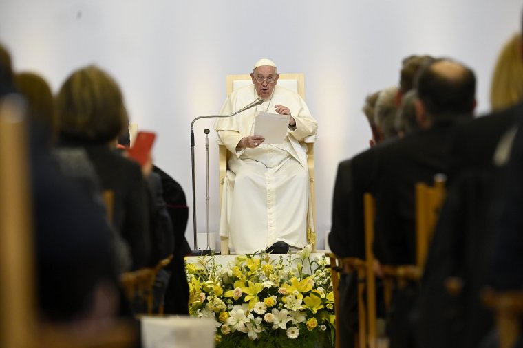 Az antiszemitizmus és a keresztényüldözés megszüntetésére szólított fel Ferenc pápa