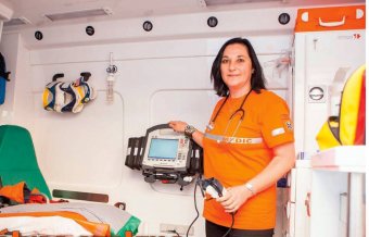 Az életmentés igazi csapatmunka – beszélgetés dr. Darvay Enikő kolozsvári mentőorvossal