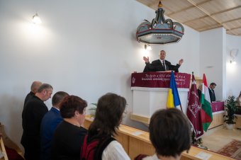 Református lelkészek megsokszorozódó teendőiről szóló kötetet mutatnak be Kolozsváron