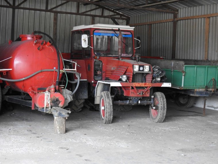 Bűnvádi eljárást kezdeményez a rendőrség a forgalomba be nem írt traktorok vezetéséért