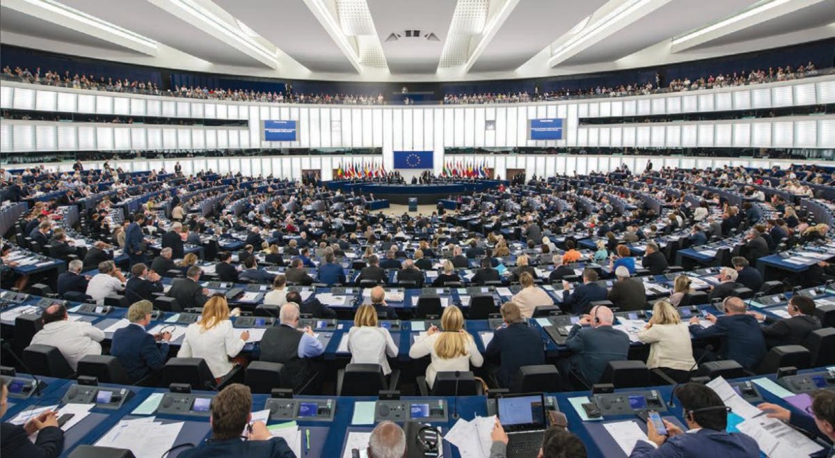 Egy friss felmérés szerint Romániából hét párt juthat be az európai parlamentbe – az RMDSZ is átlépi az öt százalékos küszöböt